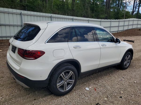 2022 MERCEDES-BENZ GLC