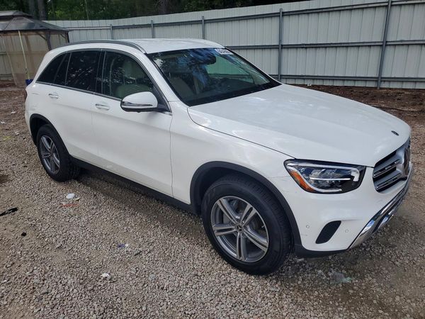2022 MERCEDES-BENZ GLC