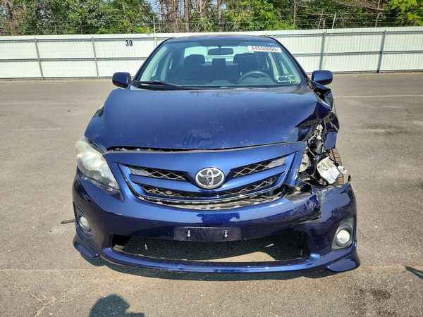 2013 TOYOTA COROLLA