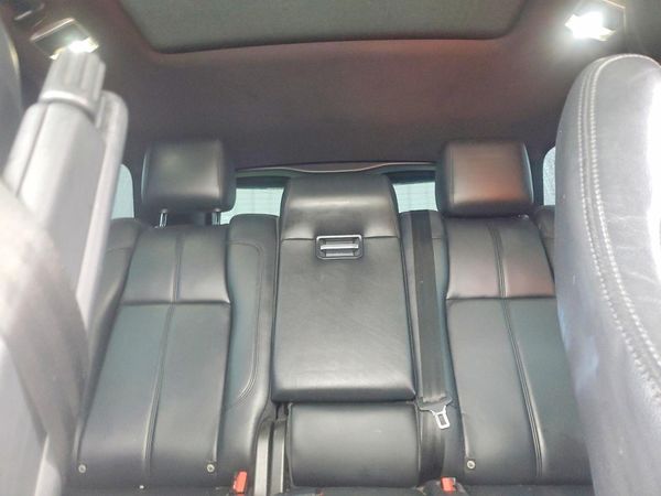 2017 LAND ROVER RANGEROVER Base