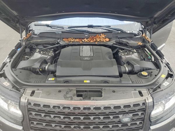 2017 LAND ROVER RANGEROVER Base
