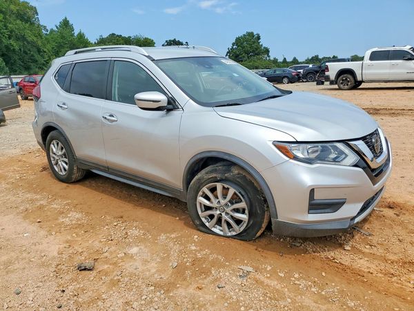 2019 NISSAN ROGUE — Passenger 3/4