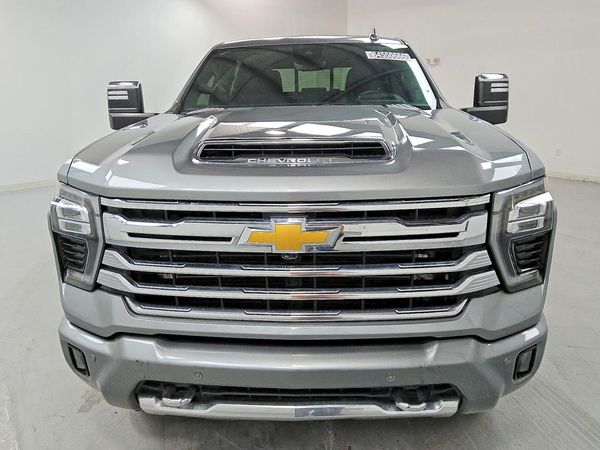 2024 CHEVROLET SILVERADO High Country