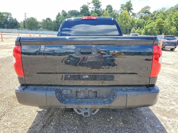 2019 TOYOTA TUNDRA SR5 Grade
