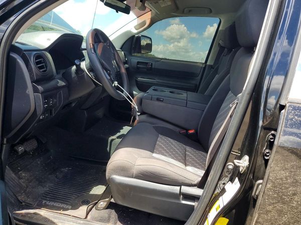 2019 TOYOTA TUNDRA SR5 Grade