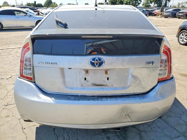 2015 TOYOTA PRIUS