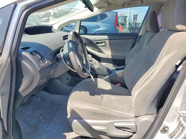 2015 TOYOTA PRIUS