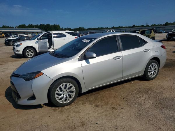 2019 TOYOTA COROLLA