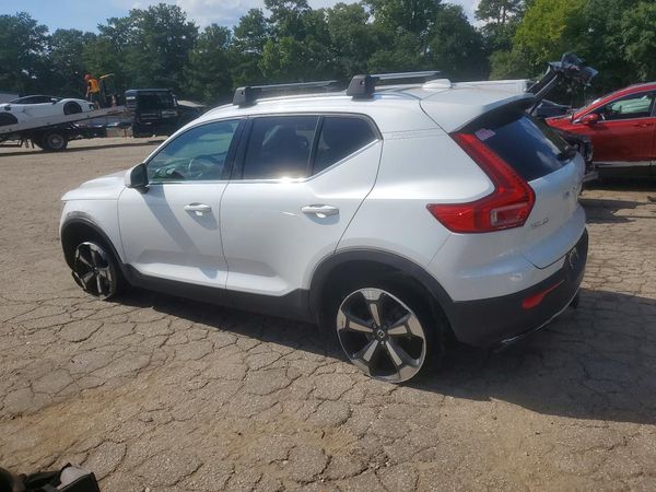 2019 VOLVO XC40 Inscription — DSRA