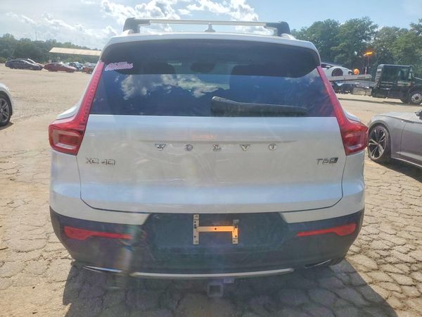 2019 VOLVO XC40 Inscription — DIRR