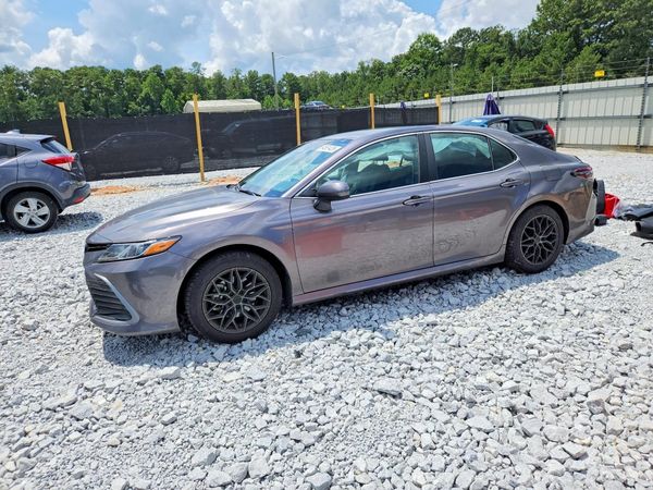 2024 TOYOTA CAMRY