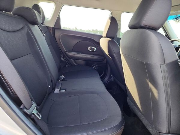 2015 KIA SOUL GL(Middle-low grade)