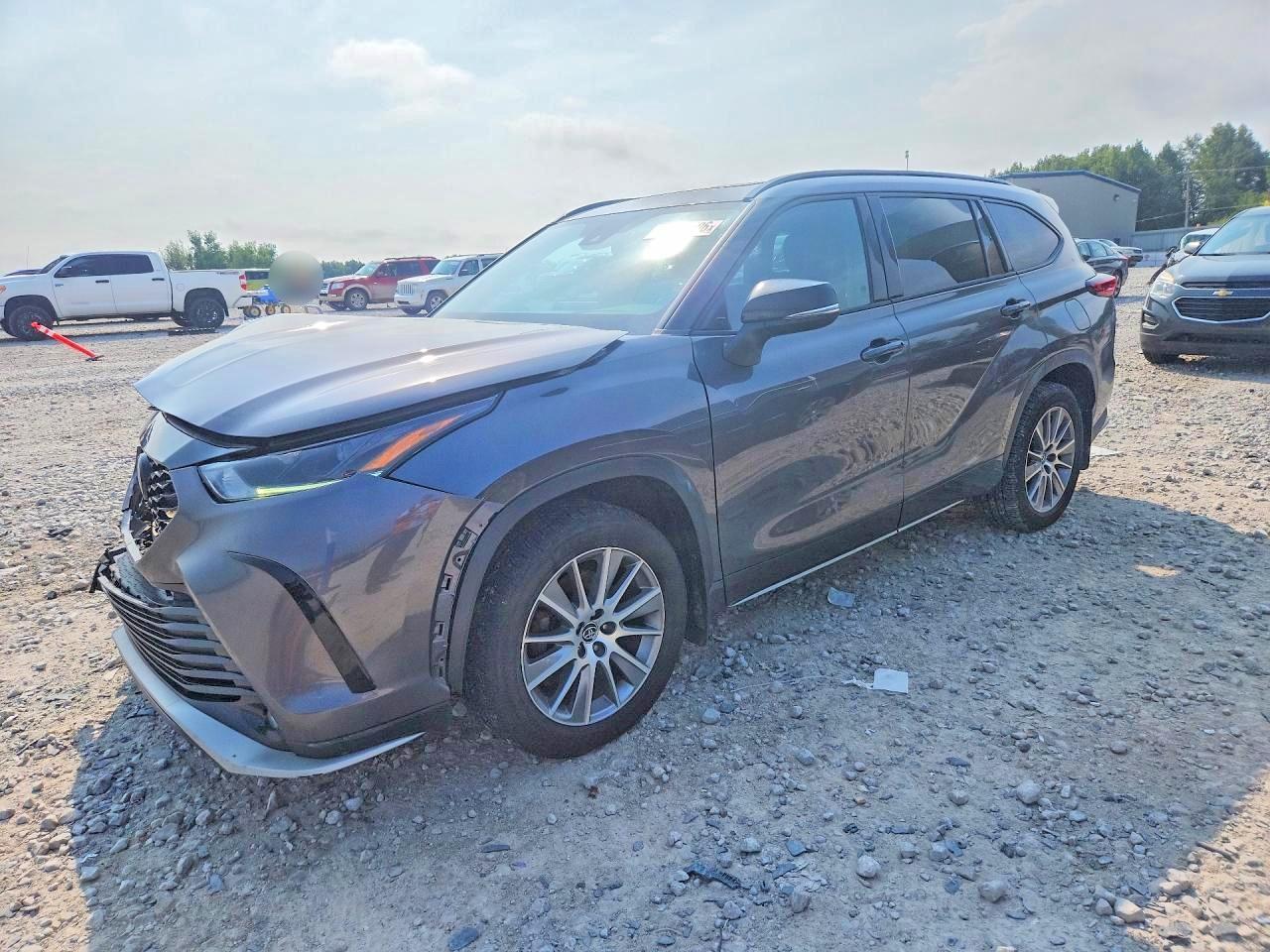 2021 TOYOTA HIGHLANDER