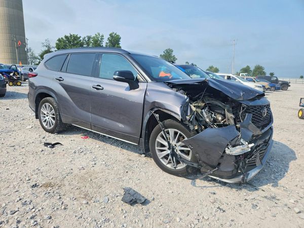 2021 TOYOTA HIGHLANDER