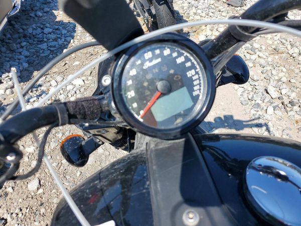 2025 INDIAN MOTORCYCLE CO. MOTORCYCLE