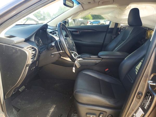 2015 LEXUS NX 200t Luxury