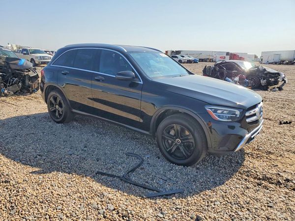 2020 MERCEDES-BENZ GLC GLC300