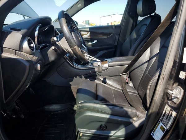 2020 MERCEDES-BENZ GLC GLC300