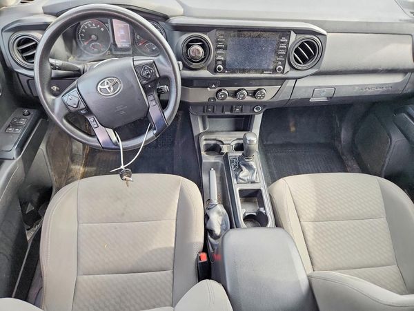 2022 TOYOTA TACOMA SR5 — CKPT