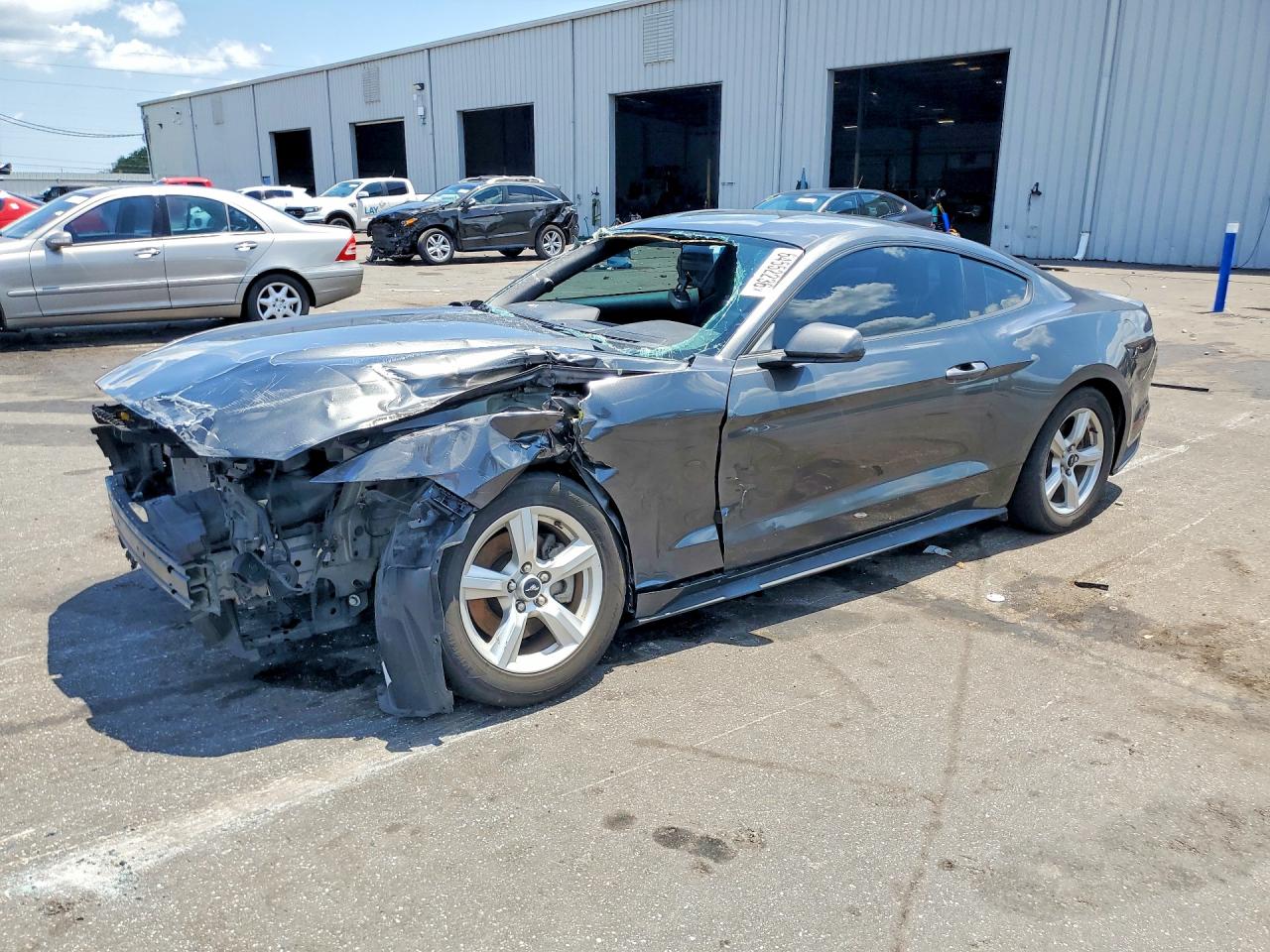 2017 FORD MUSTANG V6 Coupe