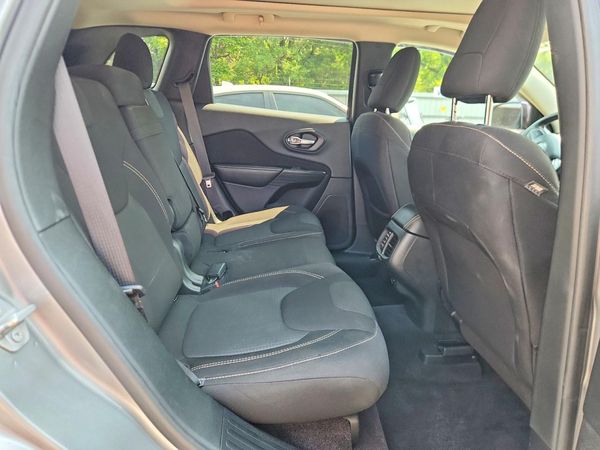 2016 JEEP CHEROKEE LATITUDE 4X4