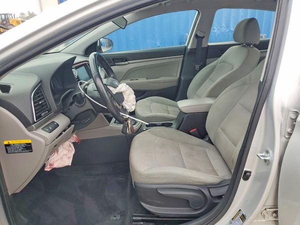 2017 HYUNDAI ELANTRA