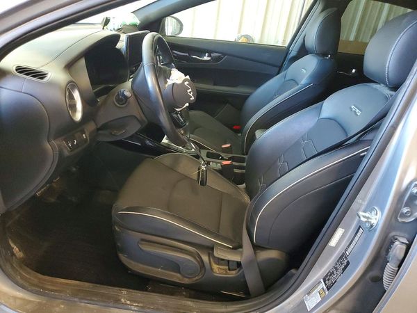 2024 KIA FORTE GT Line