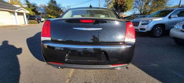 2015 CHRYSLER 300