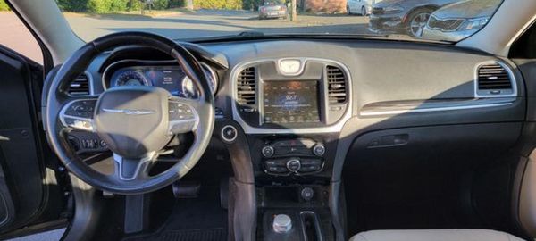 2015 CHRYSLER 300