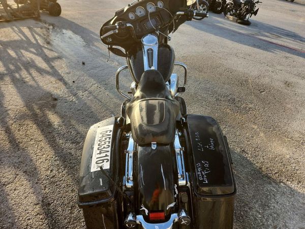 2017 HARLEY-DAVIDSON FLHX
