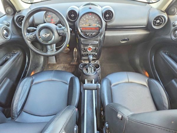 2016 MINI COOPER