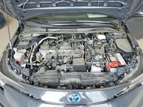 2025 TOYOTA COROLLA LE, XLE, SE