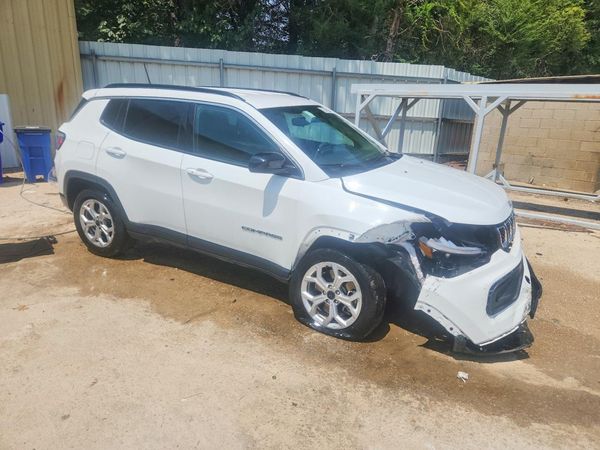 2025 JEEP COMPASS North, Latitude
