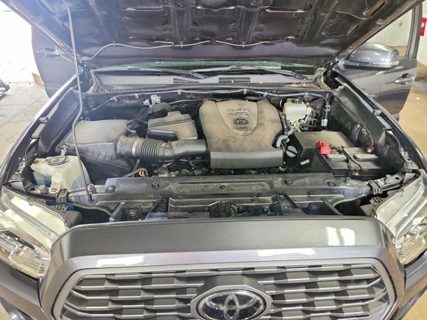 2020 TOYOTA TACOMA SR5