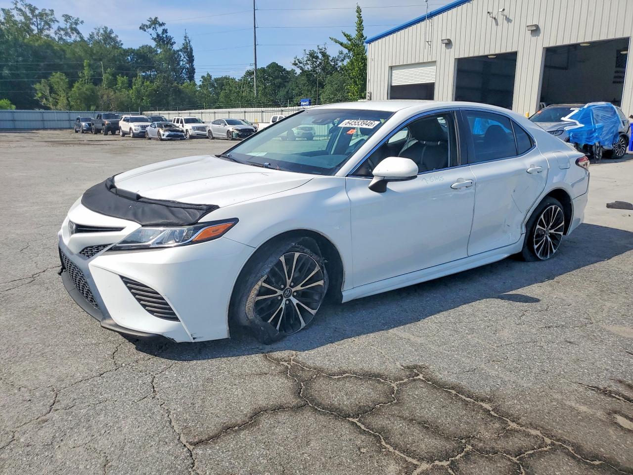 2018 TOYOTA CAMRY
