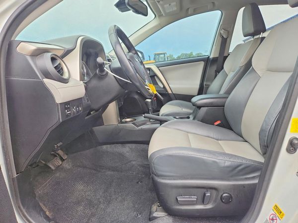 2015 TOYOTA RAV4 Limited (G Grade)