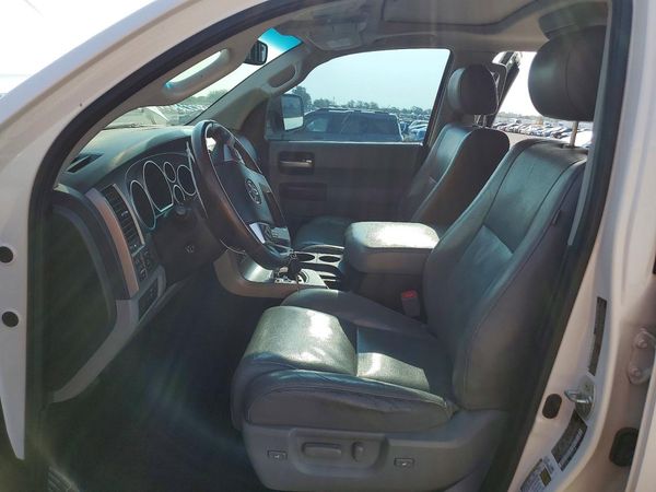 2015 TOYOTA SEQUOIA