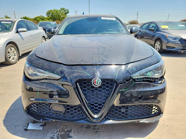 2019 ALFA ROMEO GIULIA