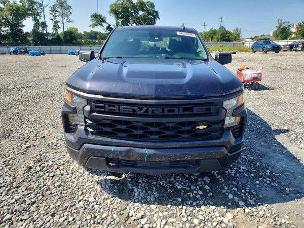 2023 CHEVROLET SILVERADO Custom