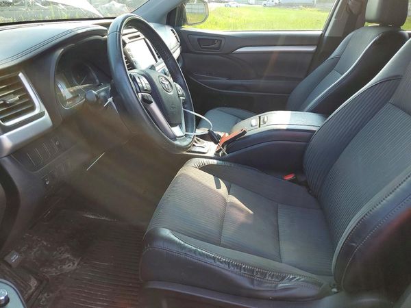 2016 TOYOTA HIGHLANDER