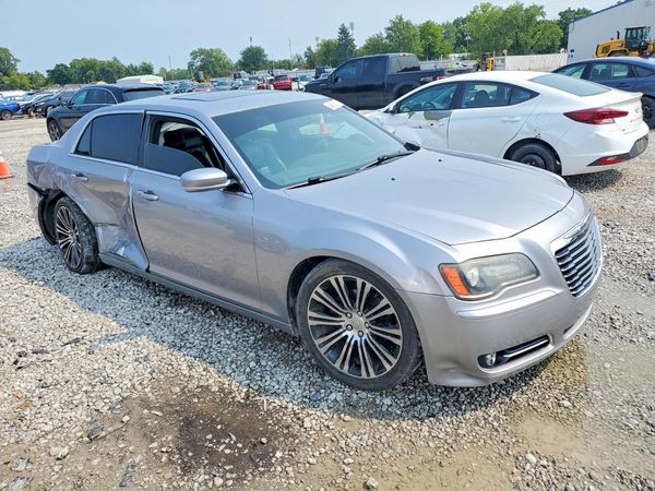 2013 CHRYSLER 300