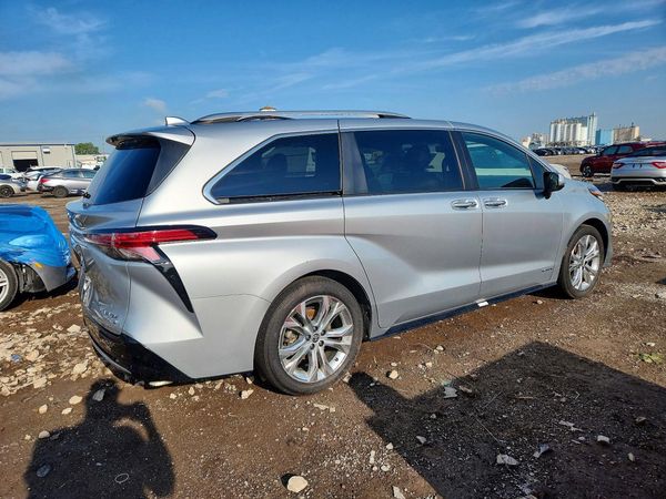 2021 TOYOTA SIENNA