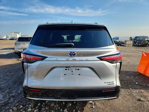 2021 TOYOTA SIENNA