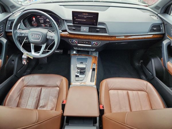 2018 AUDI Q5 quattro Premium Plus