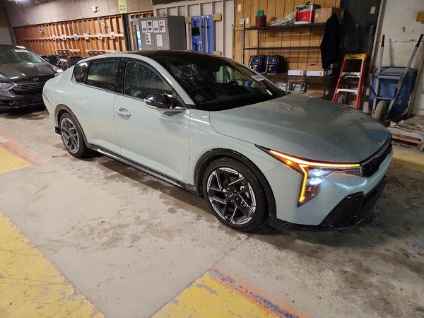 2026 KIA K4 GT-Line — Passenger 3/4