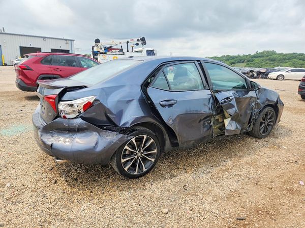 2017 TOYOTA COROLLA