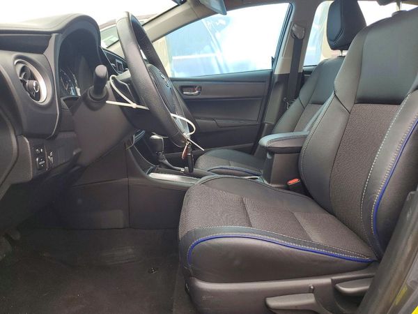 2017 TOYOTA COROLLA