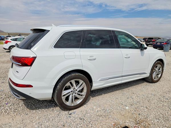 2020 AUDI Q7 quattro Premium Plus