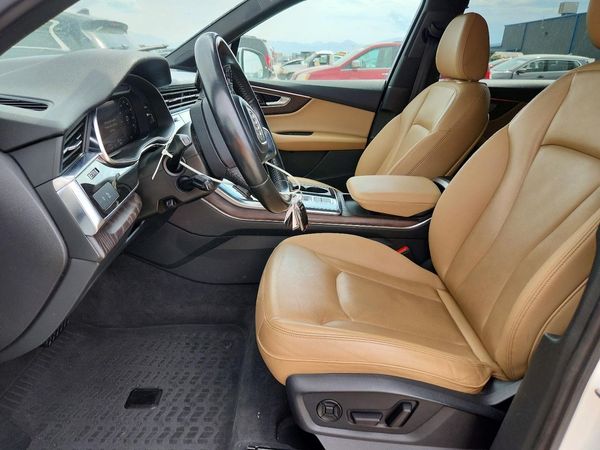 2020 AUDI Q7 quattro Premium Plus