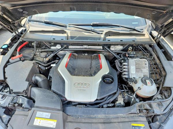 2018 AUDI SQ5 quattro Premium Plus